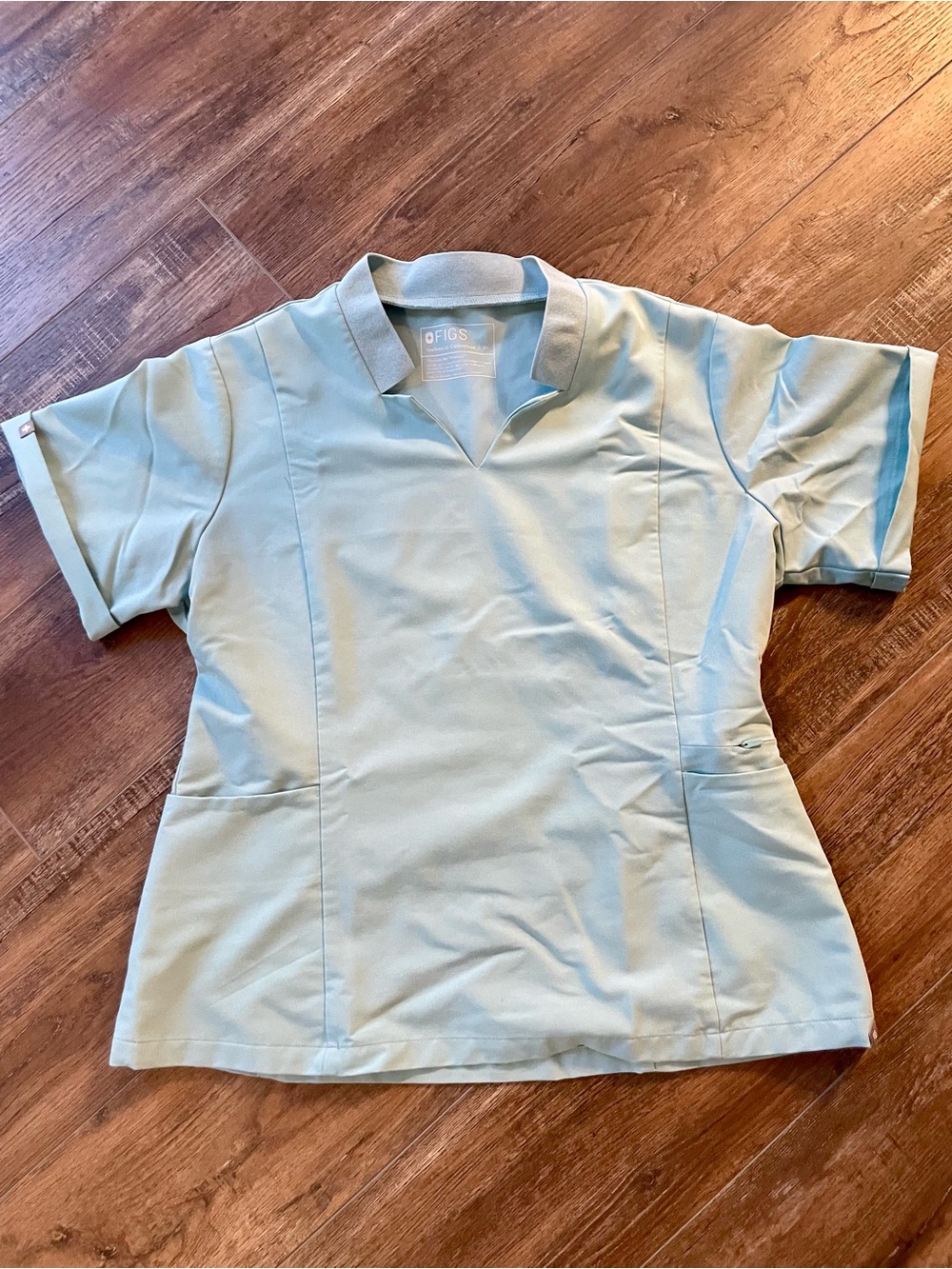 Figs XL Women’s Teal Inala Slim Scrub Top